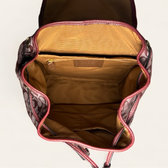 EUC COACH Sullivan Backpack in Signature Chambray WINE color CLEAN - Picture 5 of 14